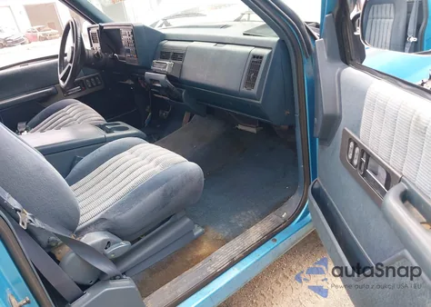 1994 GMC Sierra C1500 z USA, uszkodzony, nr VIN 1GTEC14K1RE534607